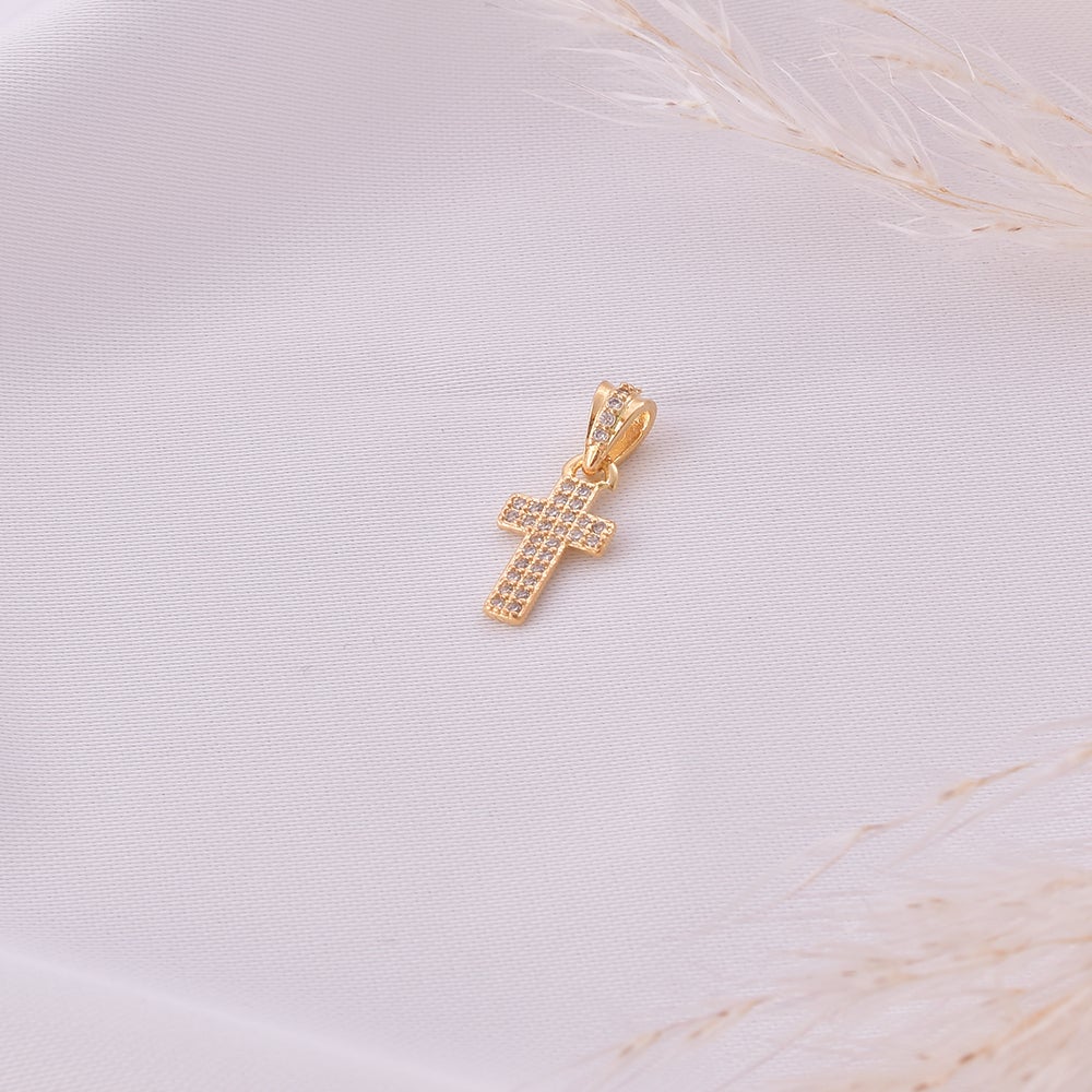 Pavé Cross Pendant - 18K Gold Filled