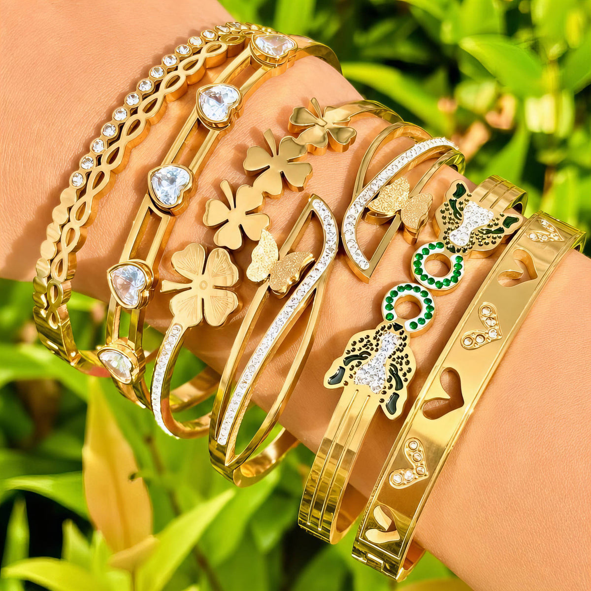 Hearts PVD Gold-Plated Steel Bracelet - Intensity
