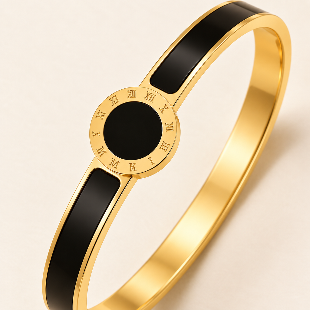 Elodie Bracelet — close-up of the design and finish