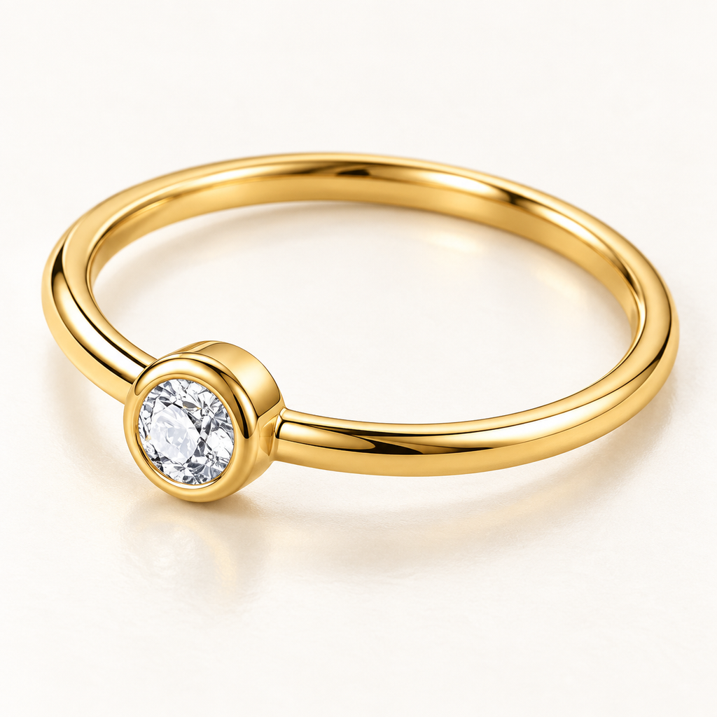 Solene Crystal Ring – individual close-up showing design details