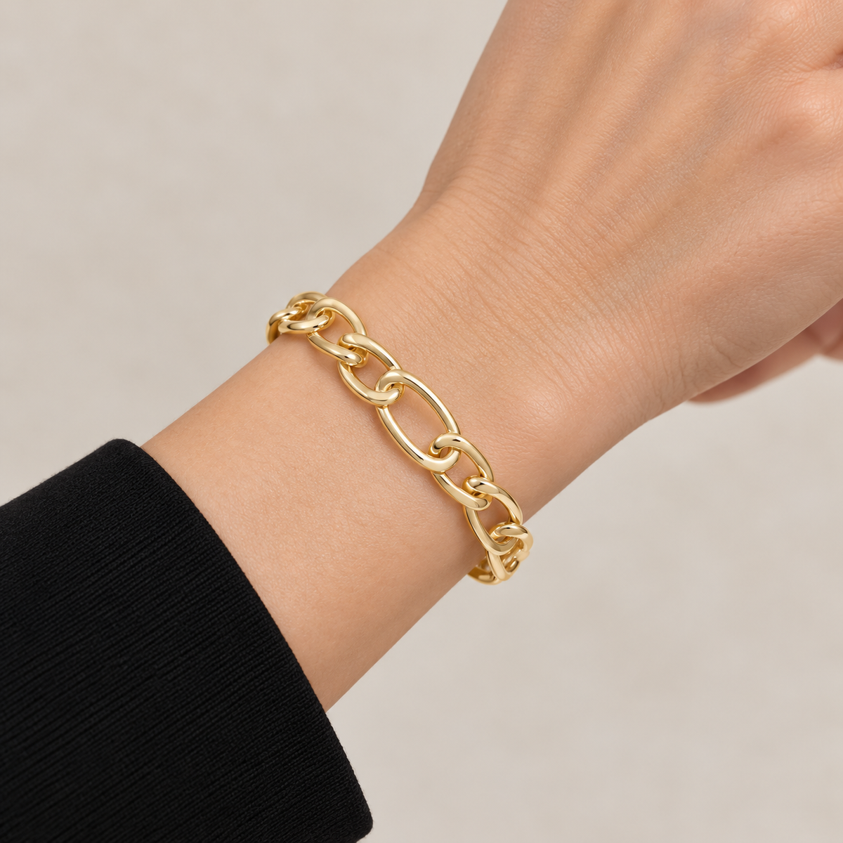 Curb Link Open Cuff — realistic wrist try-on