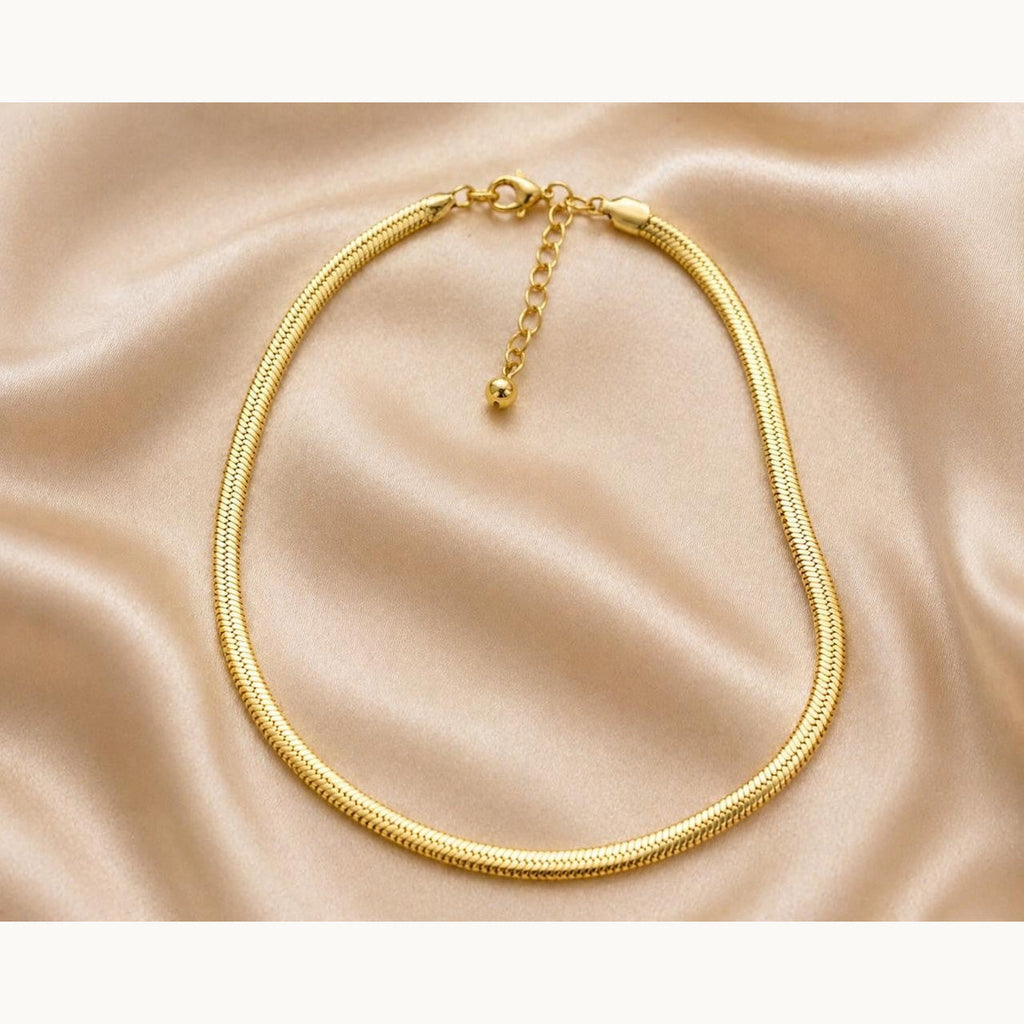 Smooth Snake Chain Necklace – 18–20″ – Gold Plated — original product photo 5