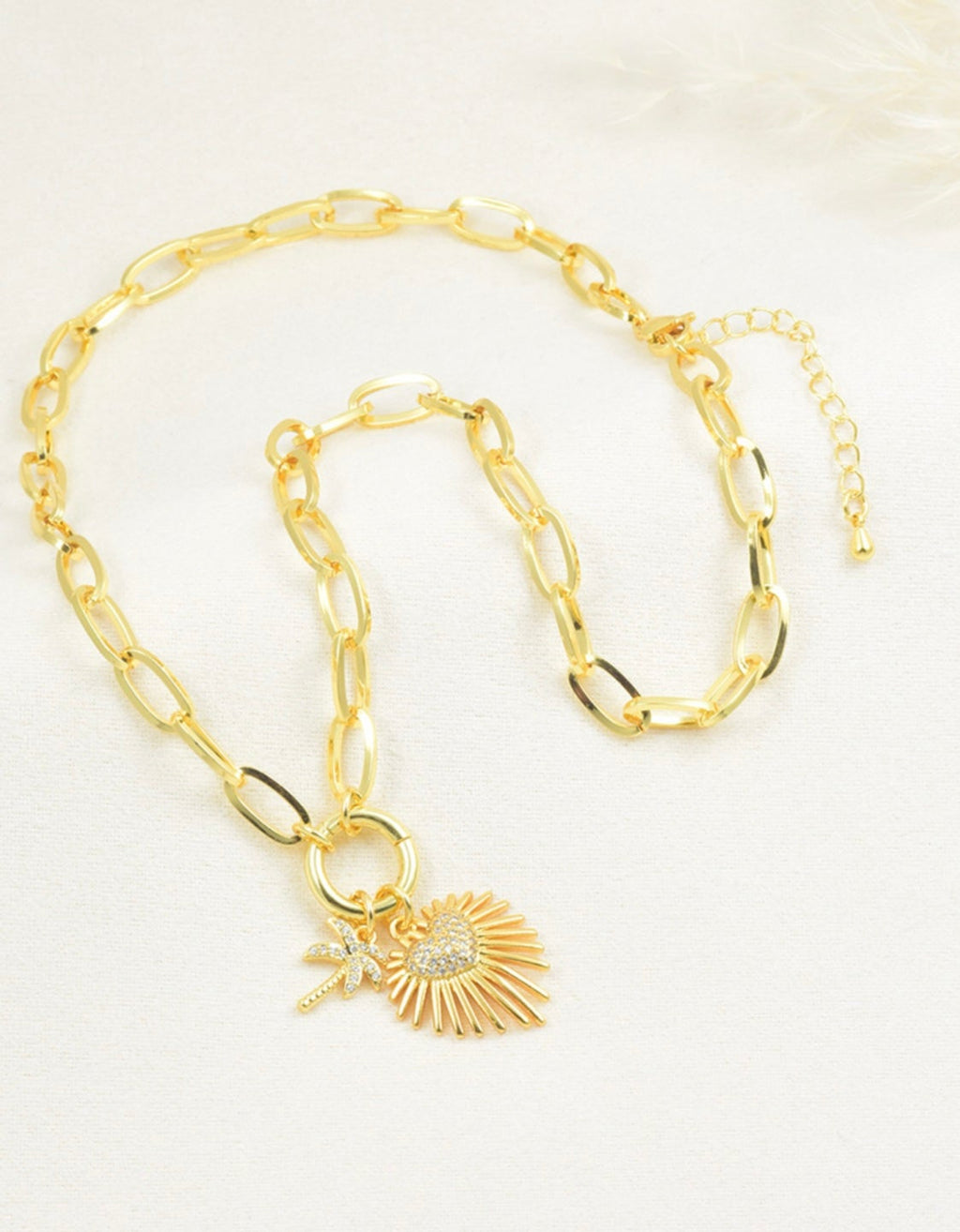 Sun & Palm Tree Paperclip Necklace – Gold Plated — original product photo 5
