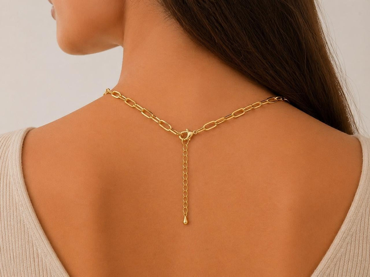 Bear & Heart Paperclip Necklace – Gold Plated — original product photo 4