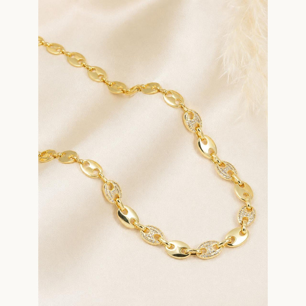 Monaco Oval-Link Necklace – Gold Plated — original product photo 1
