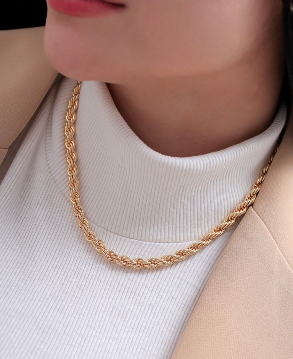 Delicate Twisted Cord Chain Necklace – Gold Plated — original product photo 1