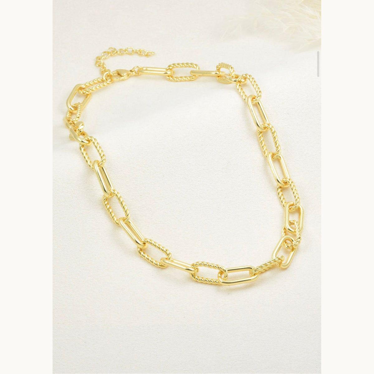 Diamond-Cut Paperclip Chain Necklace – Gold Plated — original product photo 1