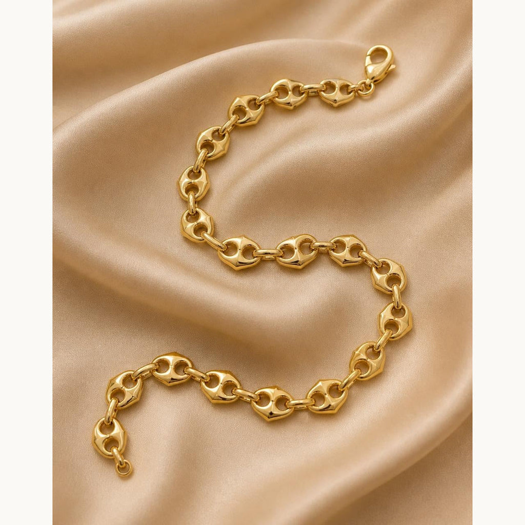 Interlocking Heart Statement Chain – Gold Plated — original product photo 3