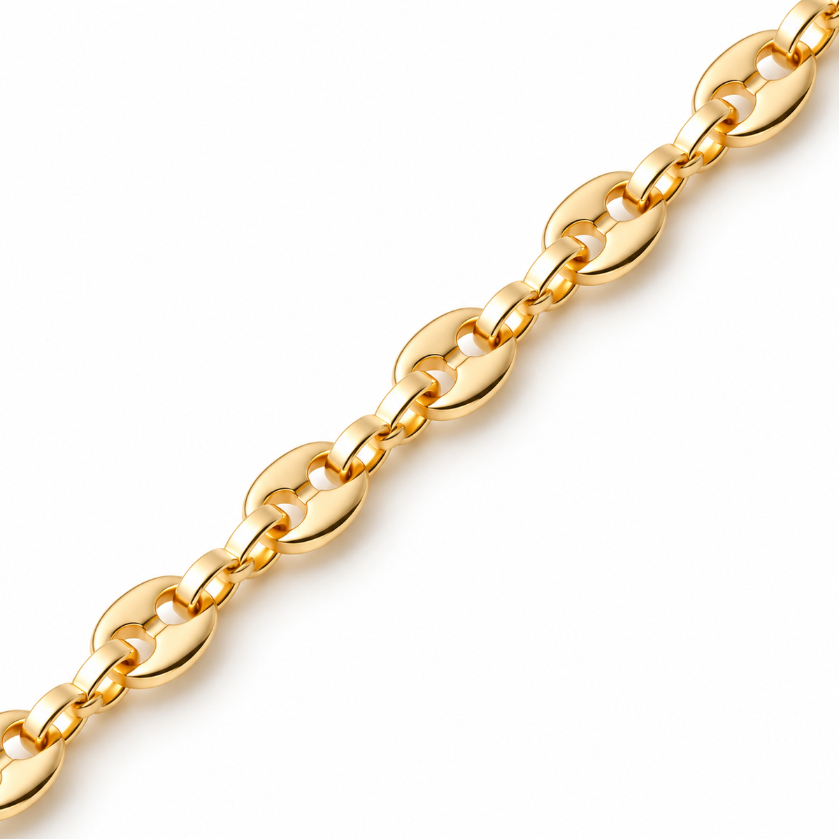 cadena hombre larga - Gold filled18k — Close up · uniform white background