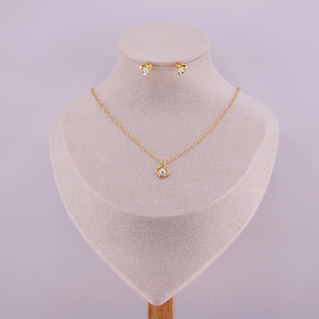 Mini Heart Necklace Set – Gold Plated — original product photo 6