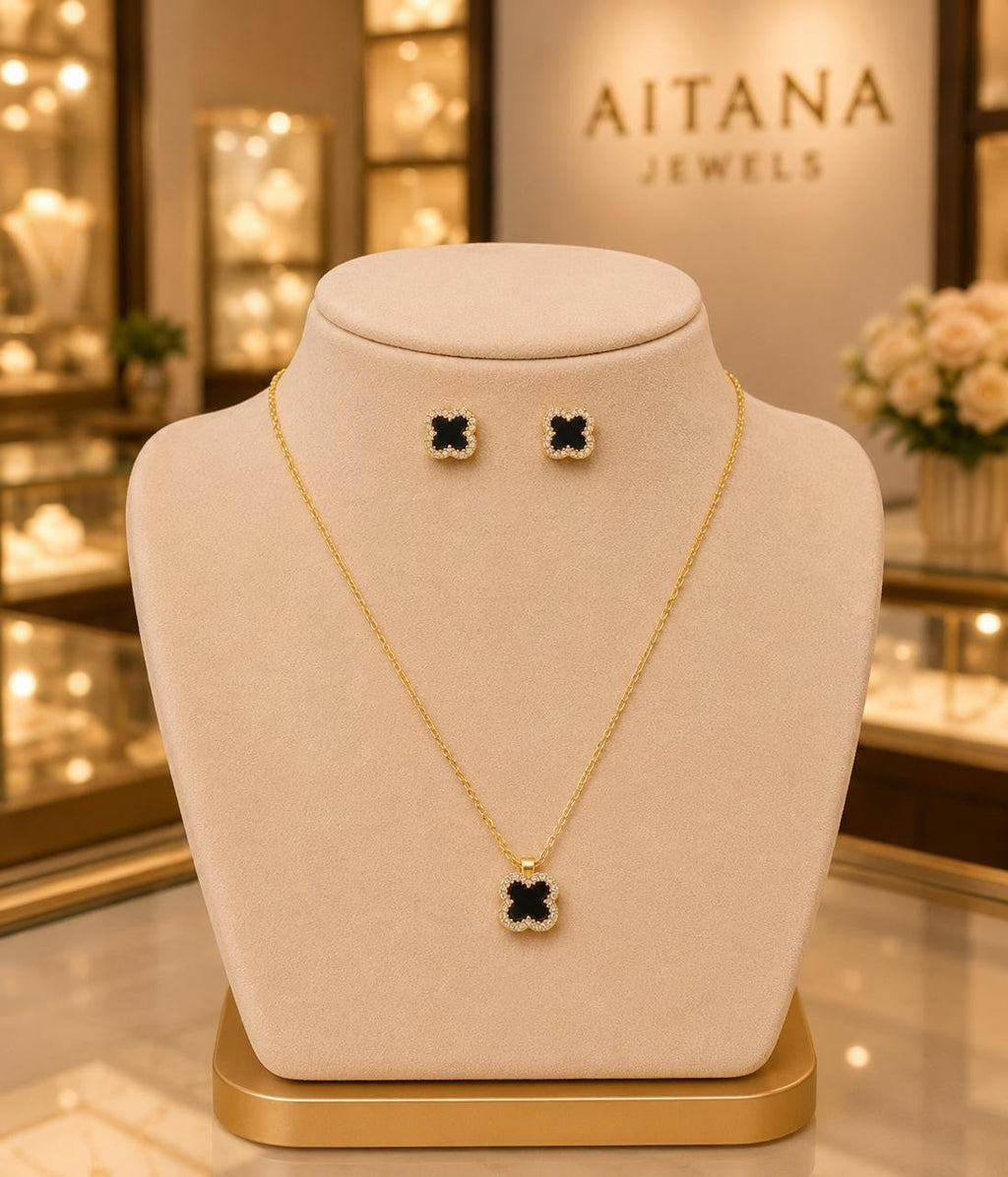 Black Clover Crystal Jewelry Set – Gold Plated — original product photo 3