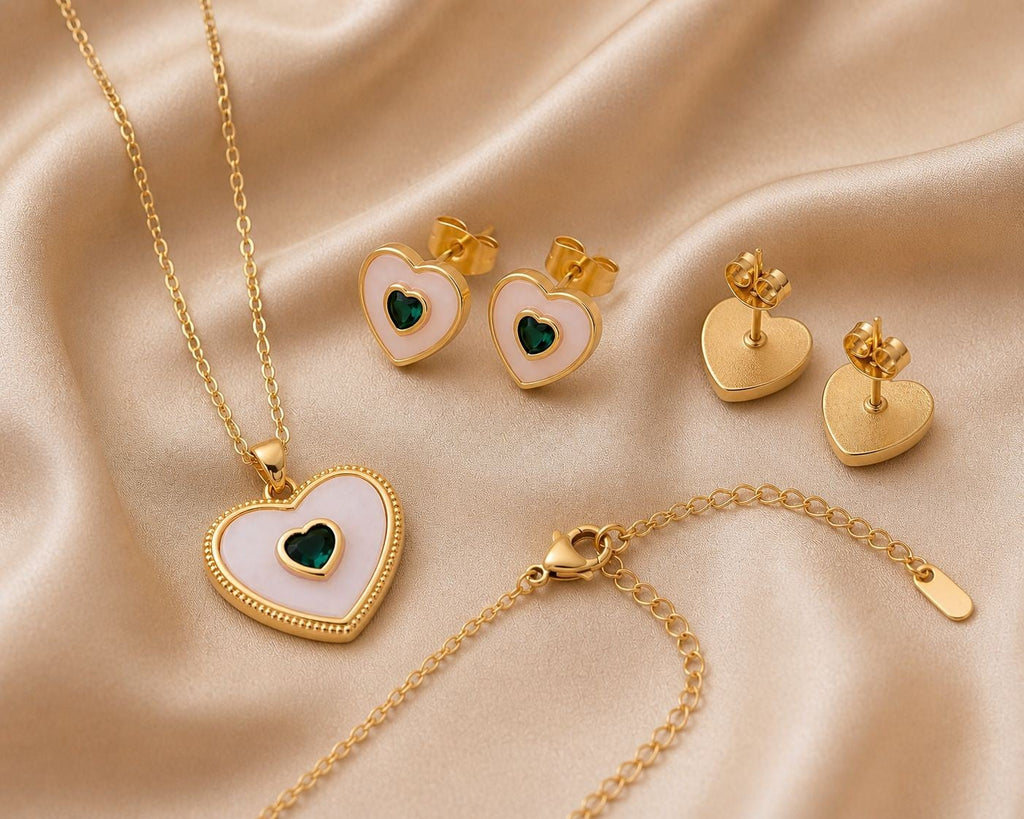Enamel Heart & Green Accent Jewelry Set – Gold Plated — original product photo 5
