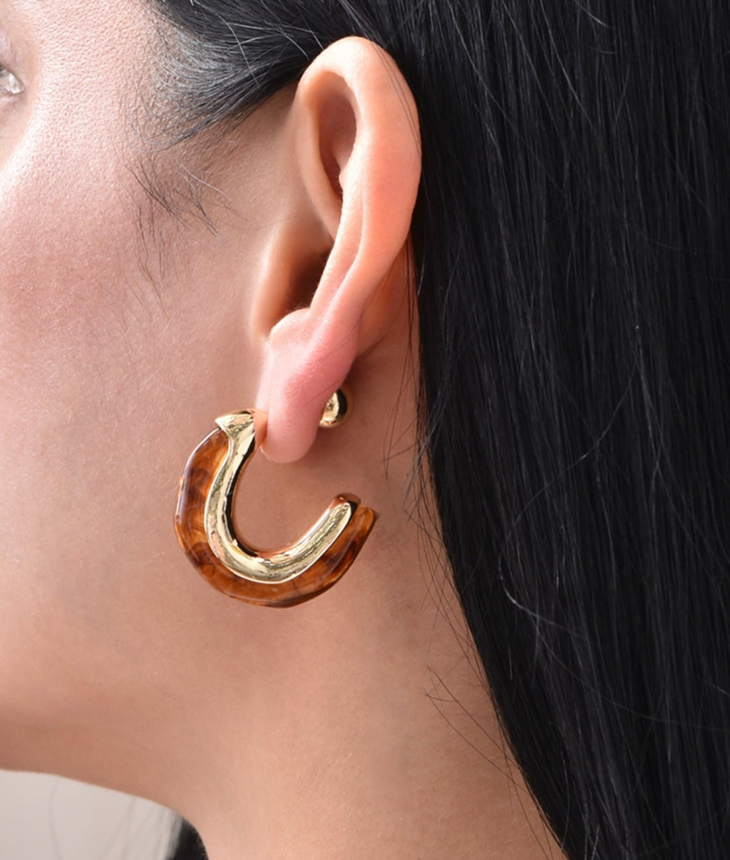 Amber Curve Earrings