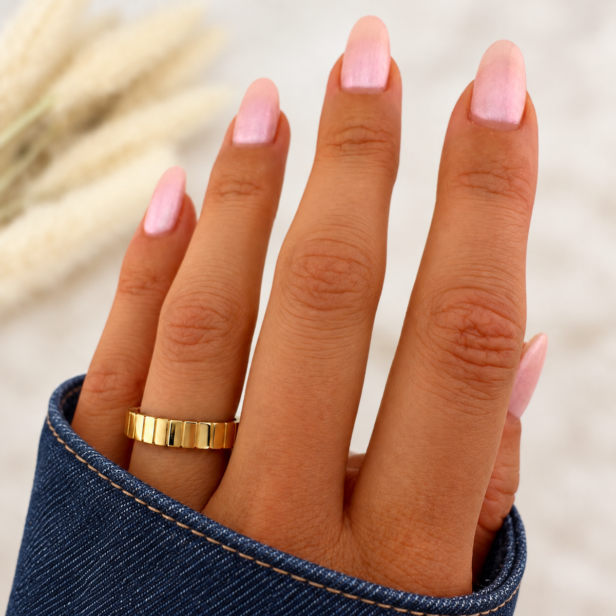 Maris Ring — try-on with modern dark clothing