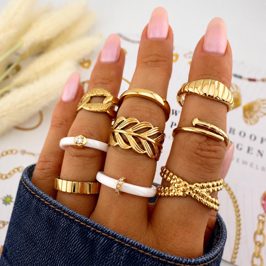 Maris Ring — try-on with modern dark clothing