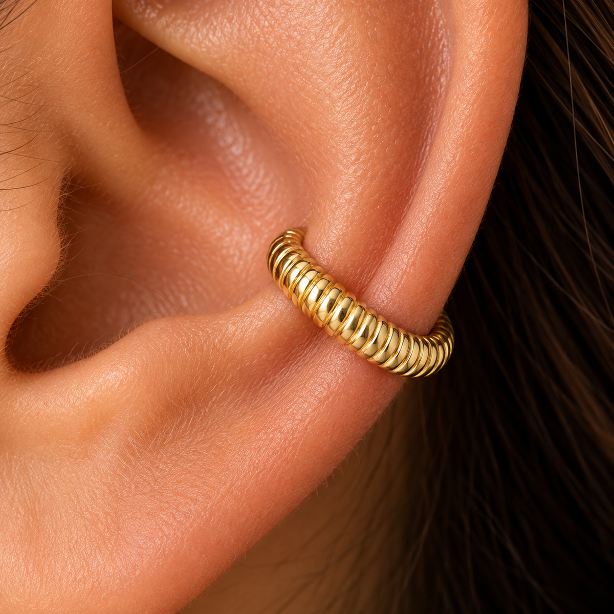 Ribbed Gold Ear Cuff - close-up detail