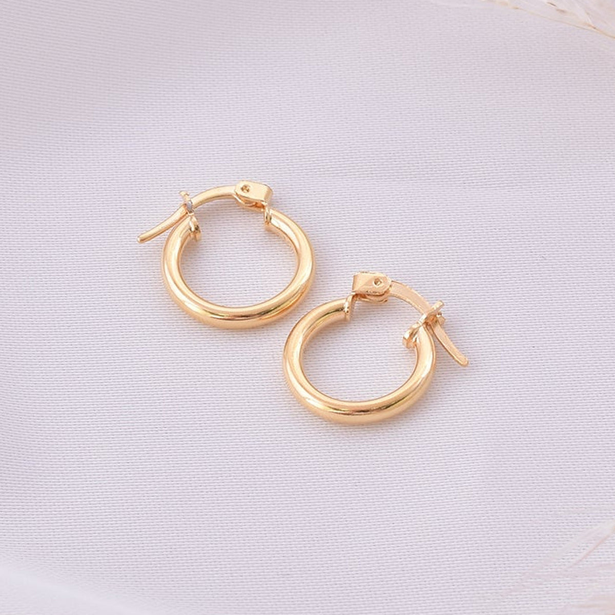 Classic Small Hoop Earrings