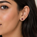 Aretes Flor Rubí con Circones – Gold Filled 18K