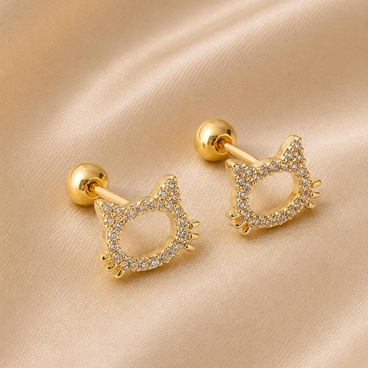Aretes Hello Kitty con Circones Gold Filled 18K