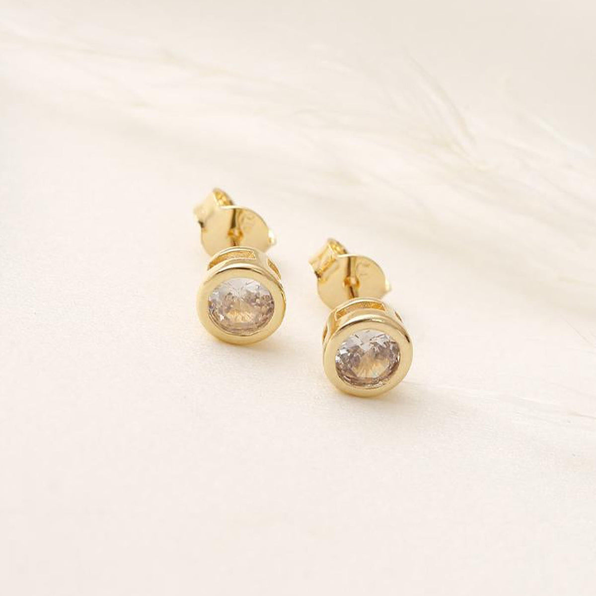 Bezel CZ Studs - Gold Filled18k