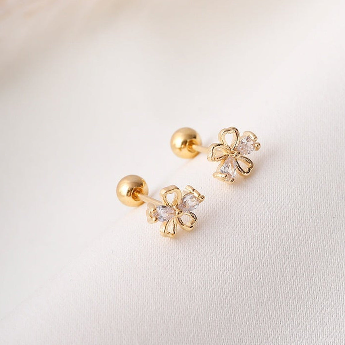 Floral Sparkle Studs - Gold Filled18k