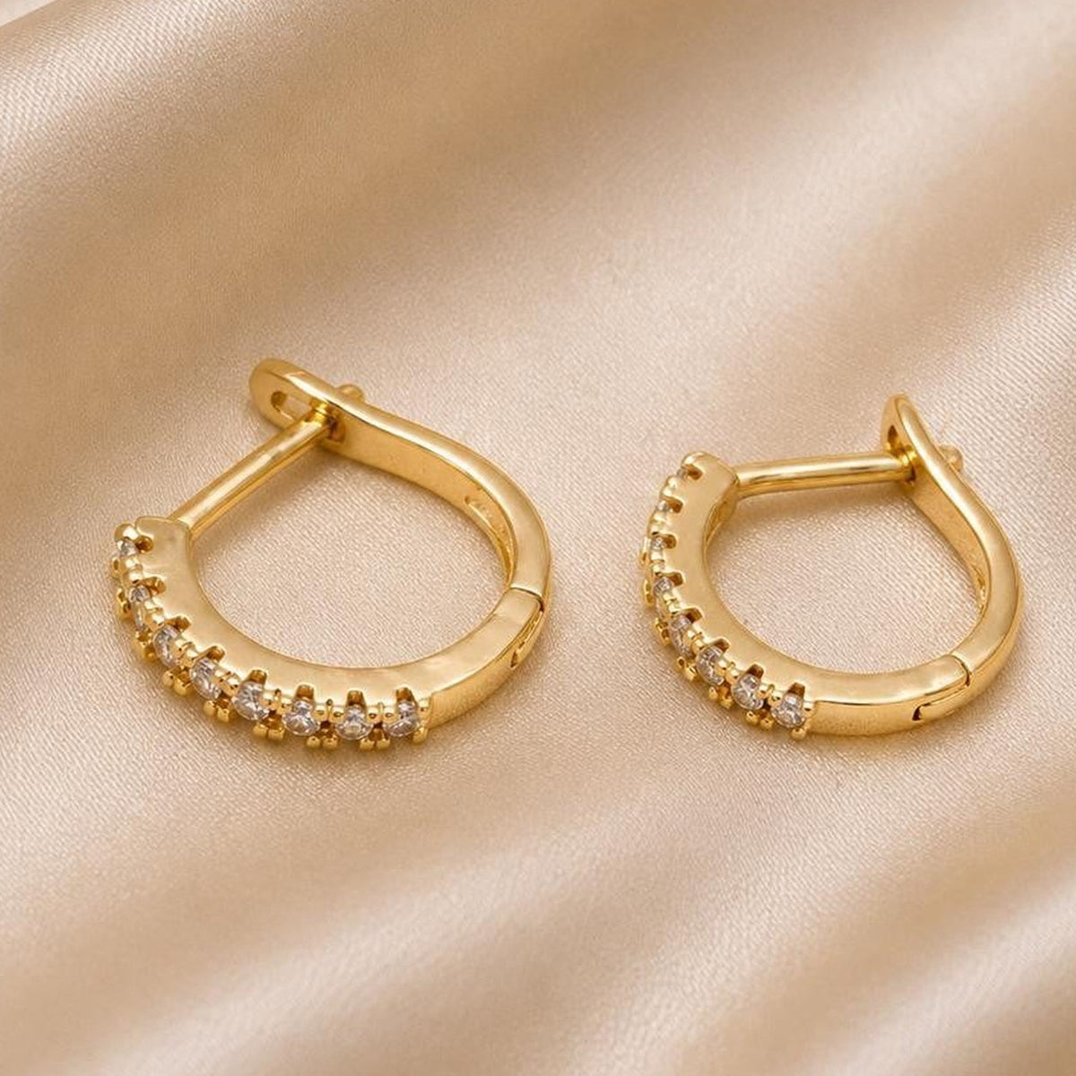 Pavé Huggie Hoops - Gold Filled18k