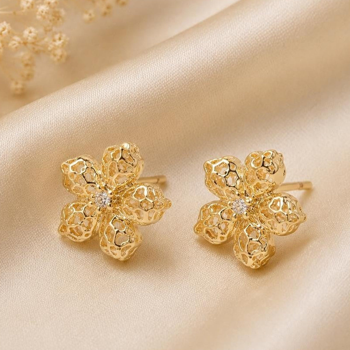 Textured Flower Studs - Gold Filled 18k