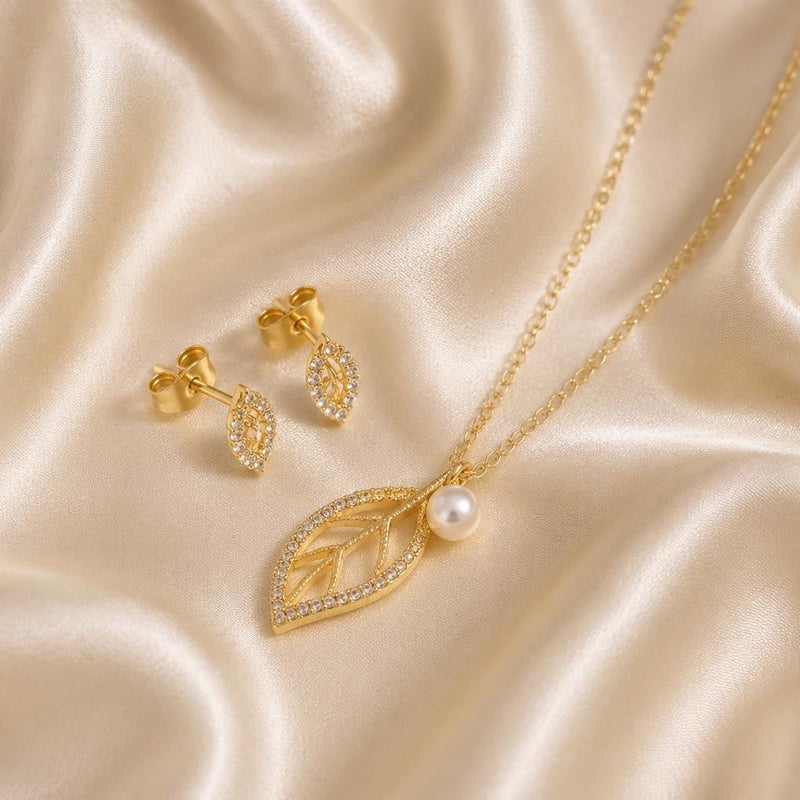 Crystal Leaf & Mother-of-Pearl Jewelry Set – Gold Plated — close-up, square format