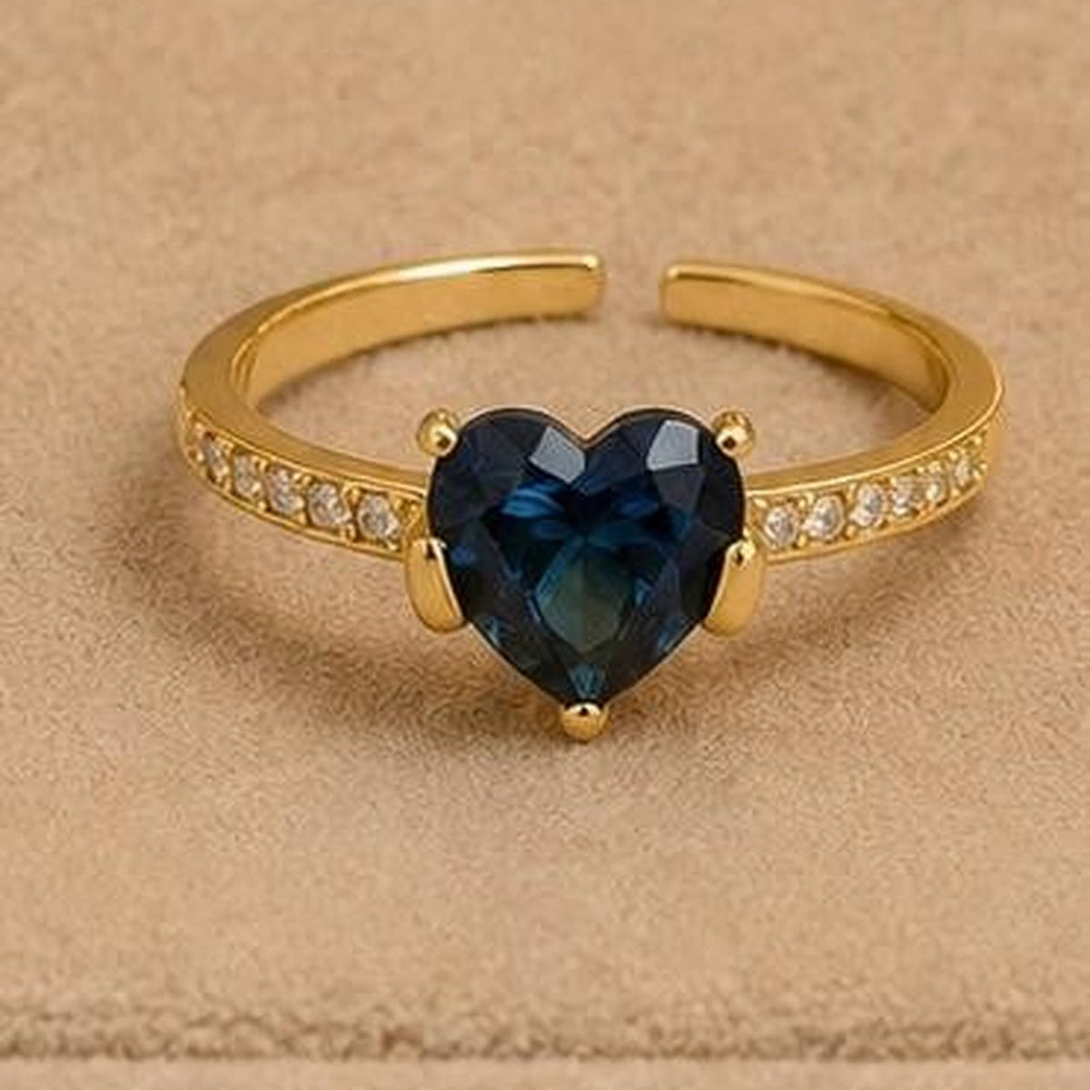 Midnight Heart Adjustable Ring – Gold Plated