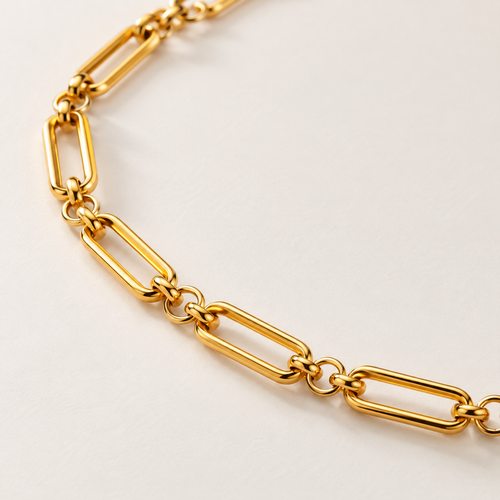 Lumi Anklet gold paperclip chain detail