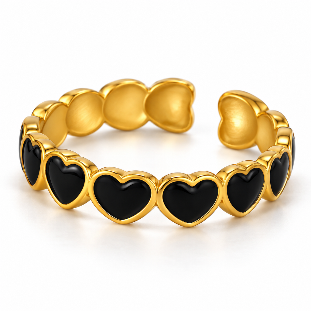 Luna Heart Ring detail