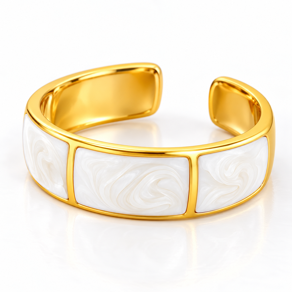 Maya Ring detail