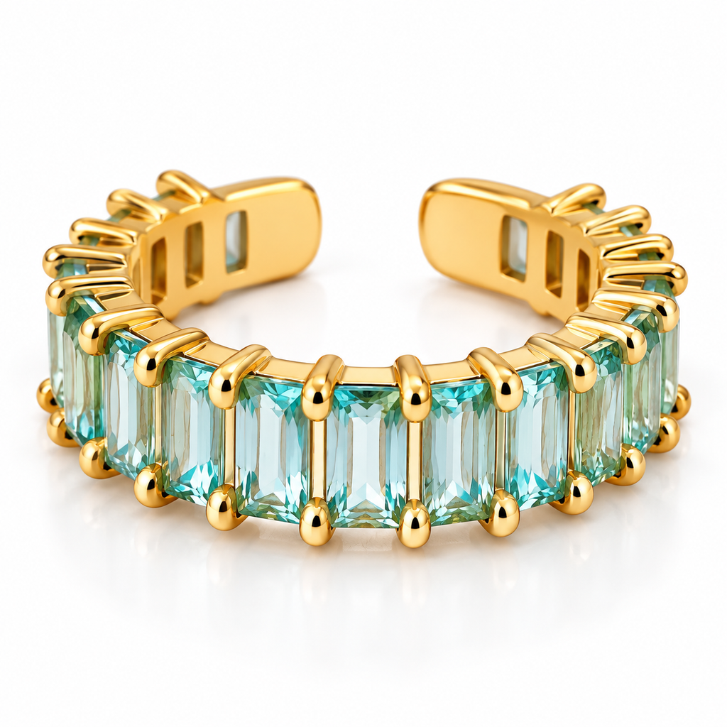 Mia Crystal Ring detail