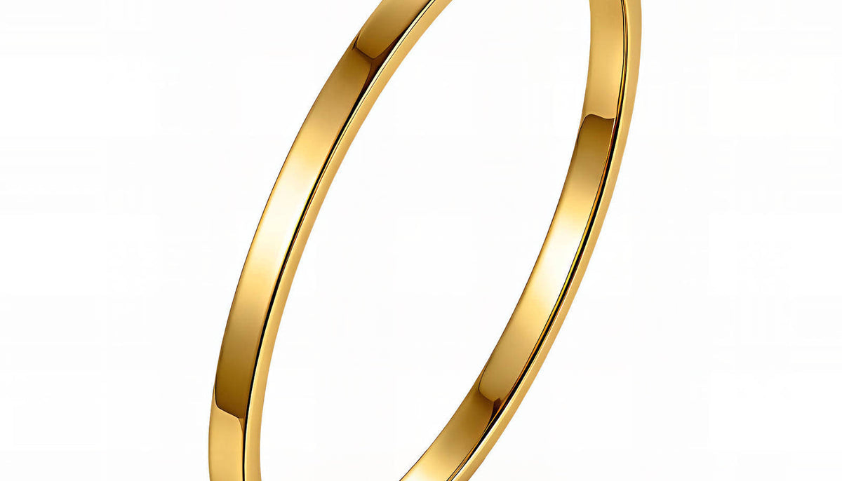Nova Engravable Bracelet close-up detail
