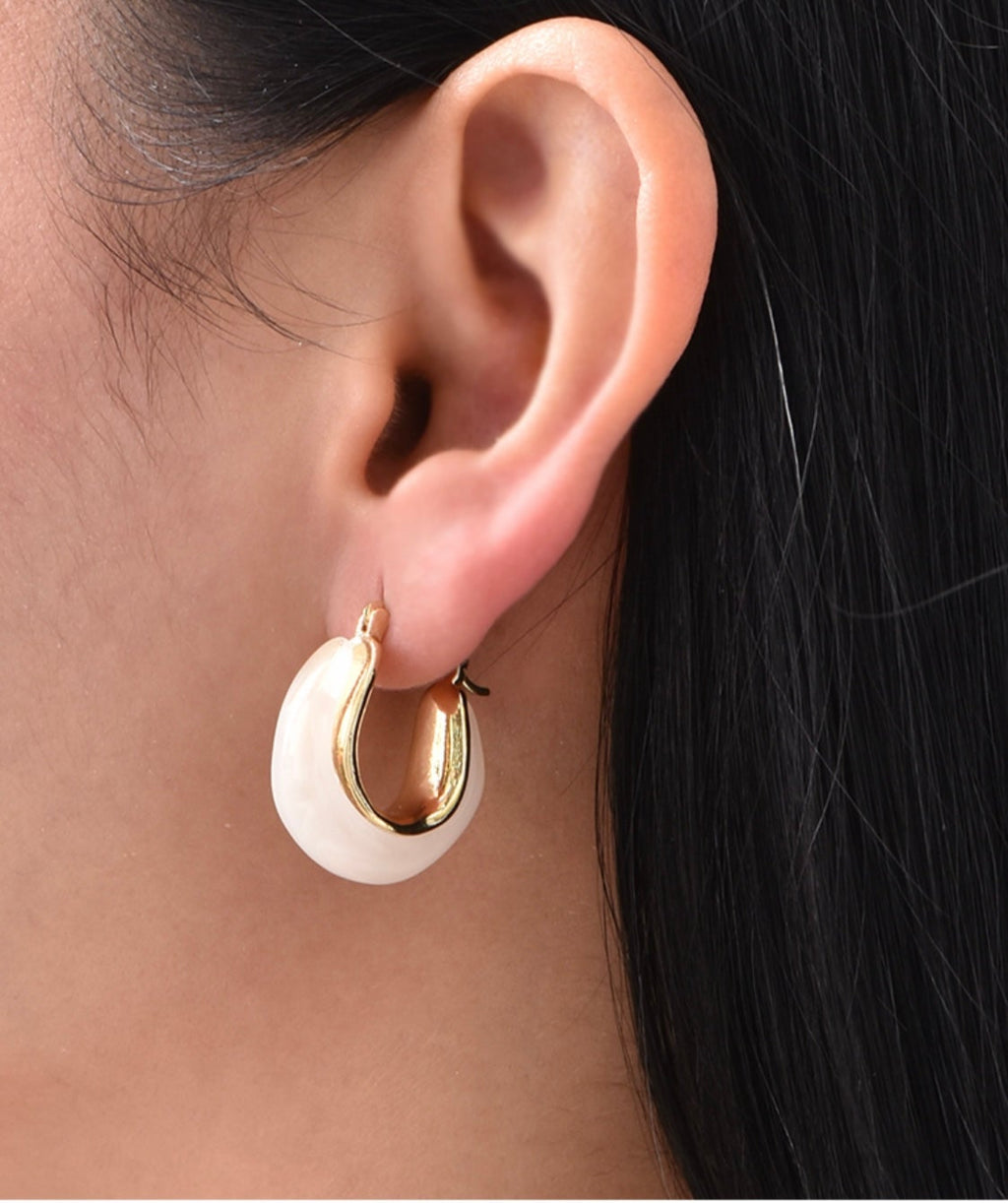Pearlescent Curve Hoops