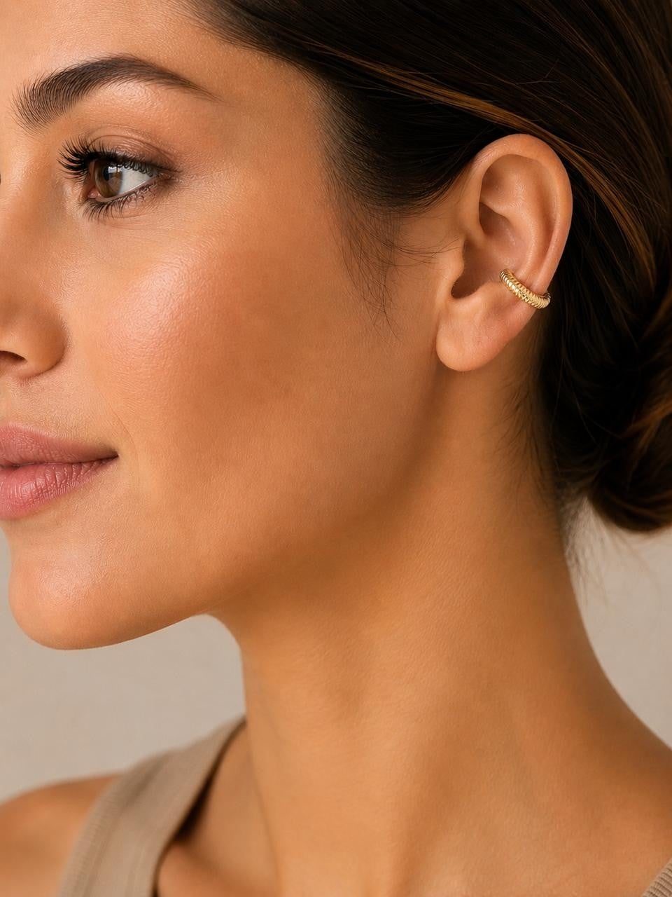 Ribbed Gold Ear Cuff