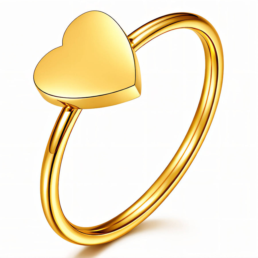 Soleil Heart Ring close-up