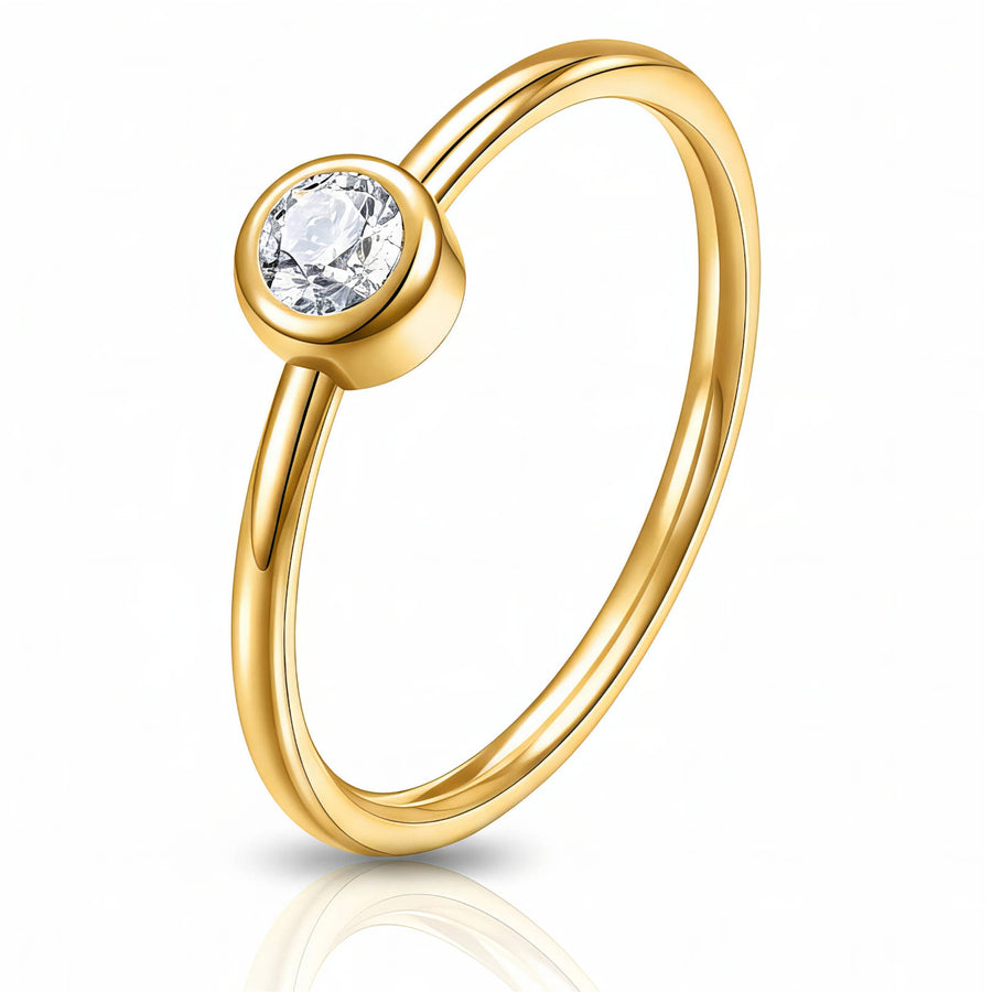 Solene Crystal Ring close-up