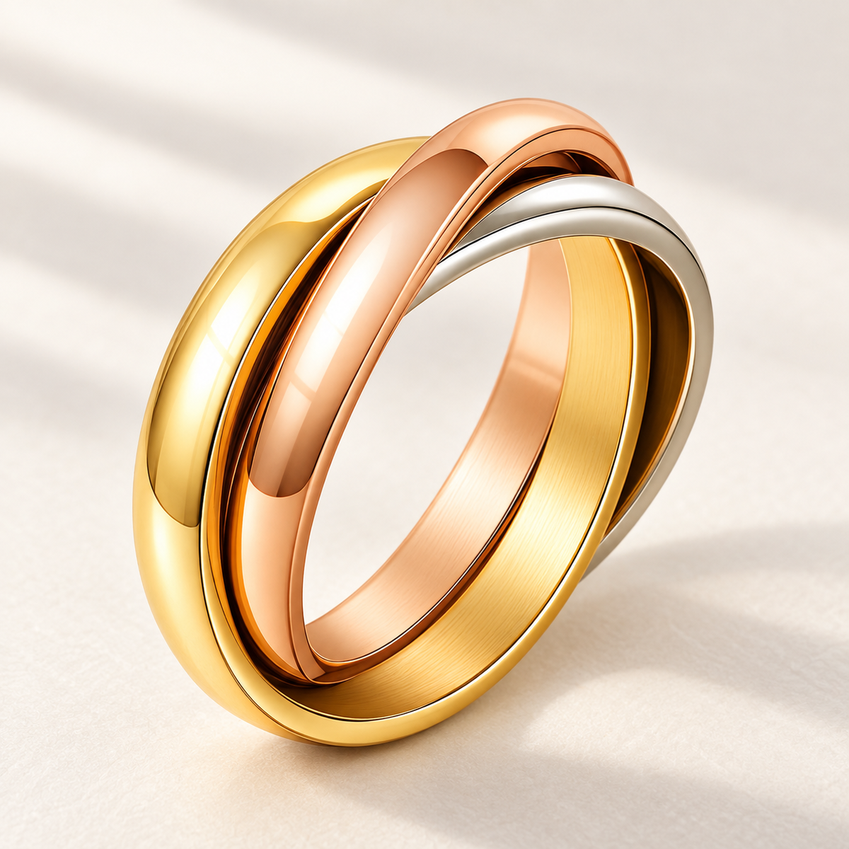 Three-Tone Interlocking Ring detail