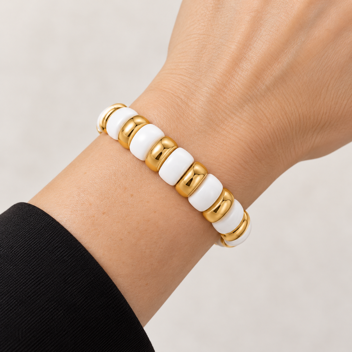 White Glow Stretch Bracelet — tryon
